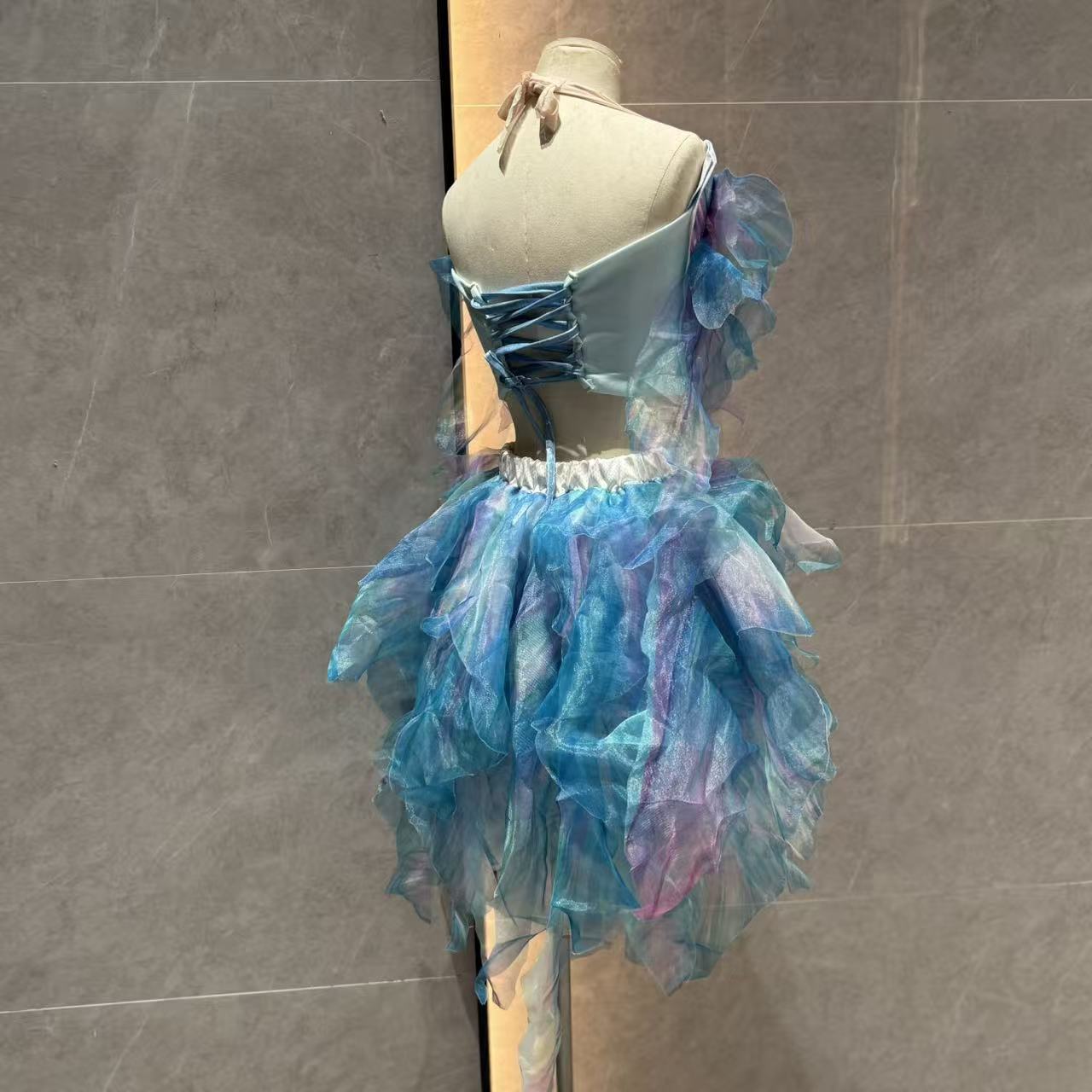 Mermaid Water Dance Skirt Prin - Aquarium & Marine Museum Universiti Malaysia Sabah Kota Kinabalu Sabah Reviews ulasan dan harga